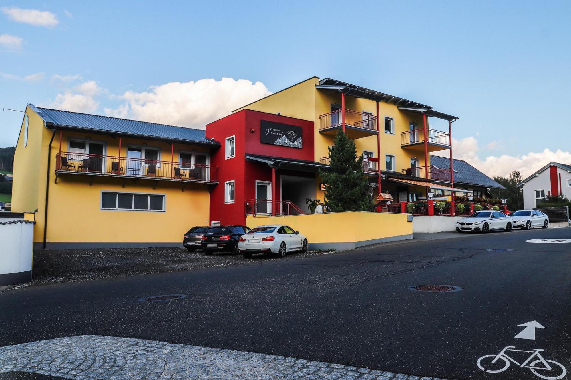 Zirben Diamant Rooms & Dogs Obdach Экстерьер фото